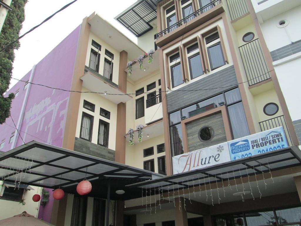 Allure Guest House Bandung Exterior foto